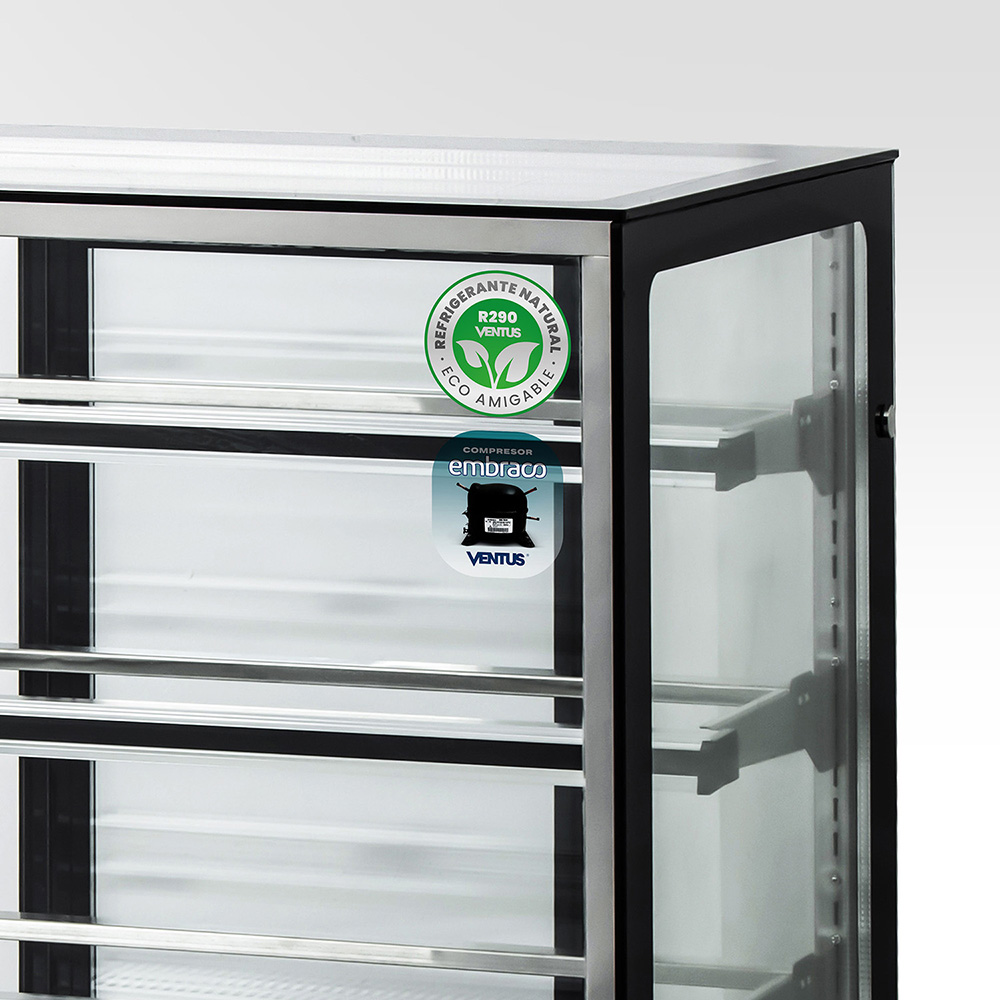 Vitrina pastelera Ventus VP-1500C interior con repisas