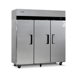 Congeladora vertical Ilumi AF-16003FC con fondo blanco