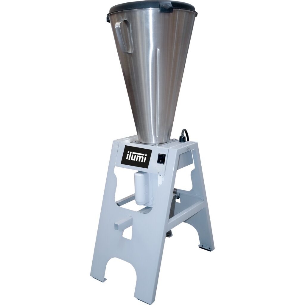 Licuadora Ilumi LIC-15LT-P de 15 L en acero inoxidable con base de apoyo
